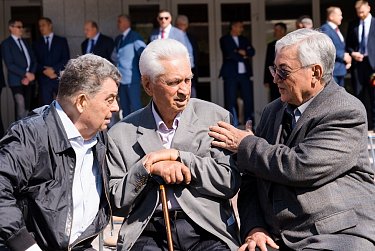 Увековечен в бронзе